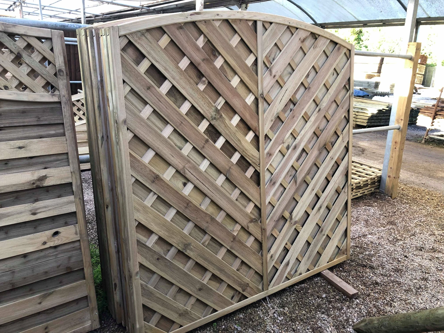 Elite lunairs dome fence panels for sale in Hampshire and Salisbury.
